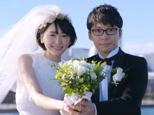 平匡さん(星野源さん)みくりさん(新垣結衣さん)