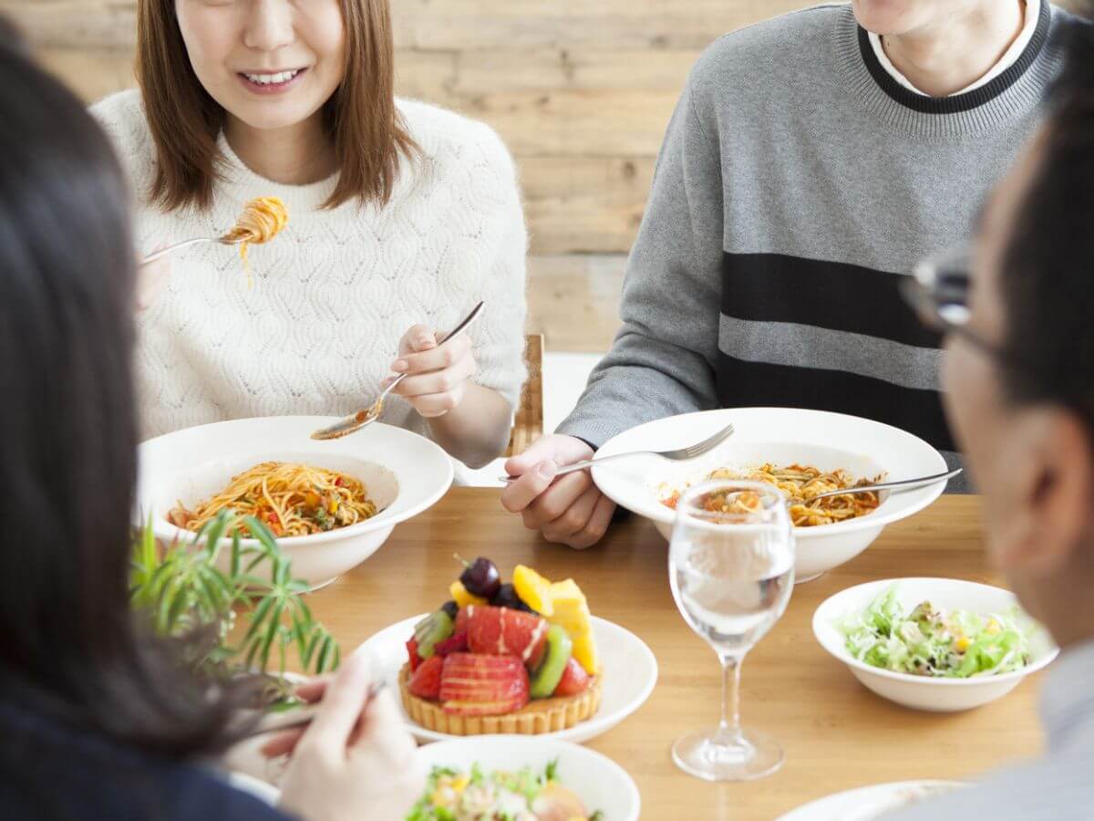 食事会