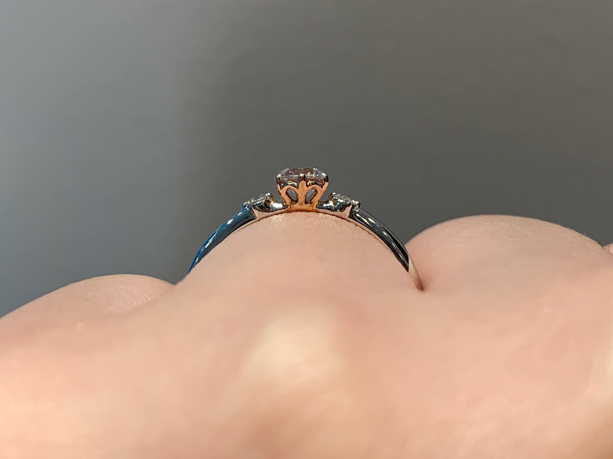 婚約指輪