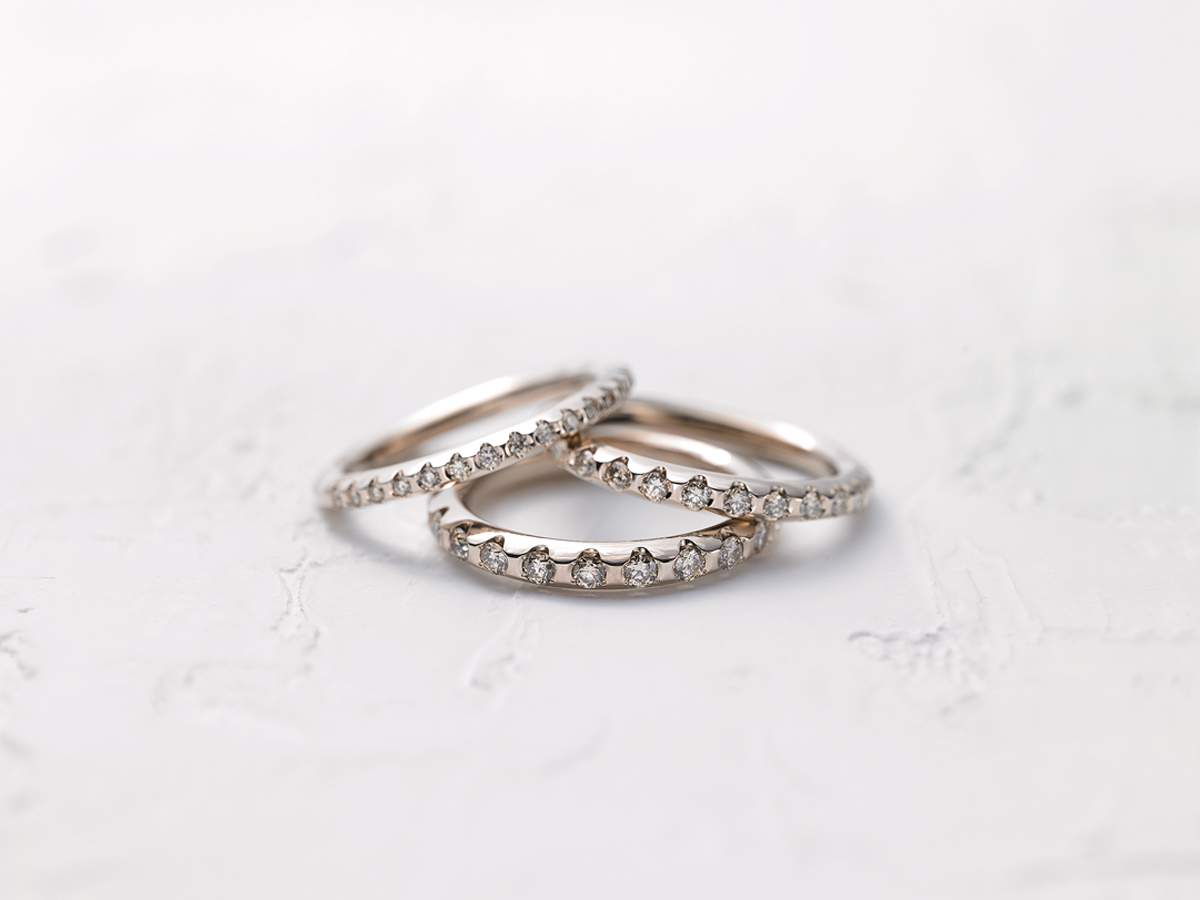 KASHIKEYBROWNDIAMONDのカシケイブラウンダイヤモンドのLINEのライン