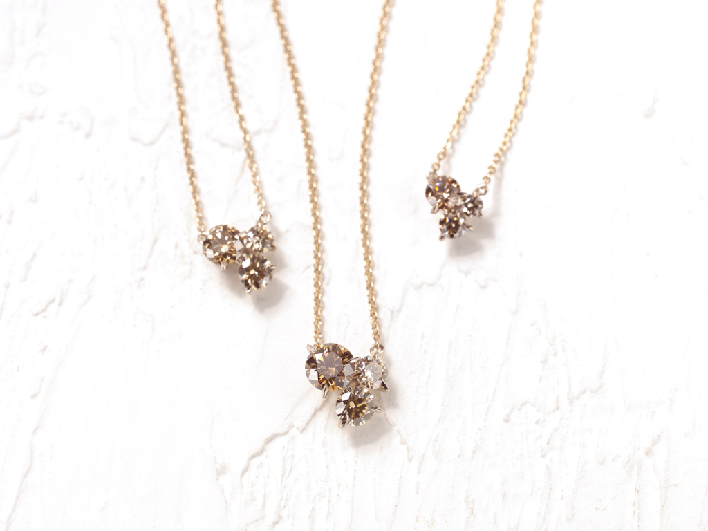KASHIKEYBROWNDIAMONDのカシケイブラウンダイヤモンドのKASHIKEYMUKUのカシケイムク