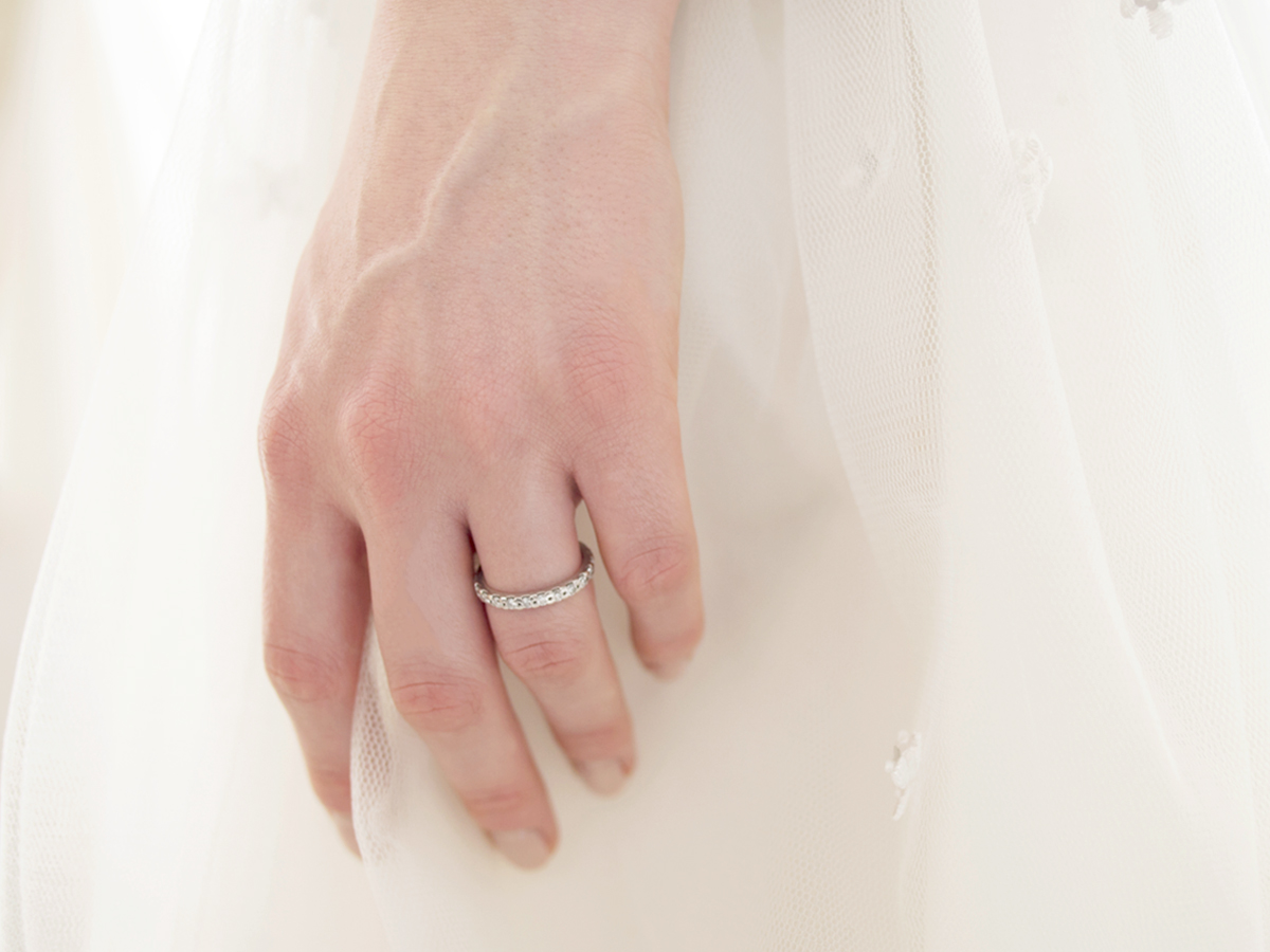 婚約指輪のEngagementringと結婚指輪のMarriageringのエタニティリングのEternityring