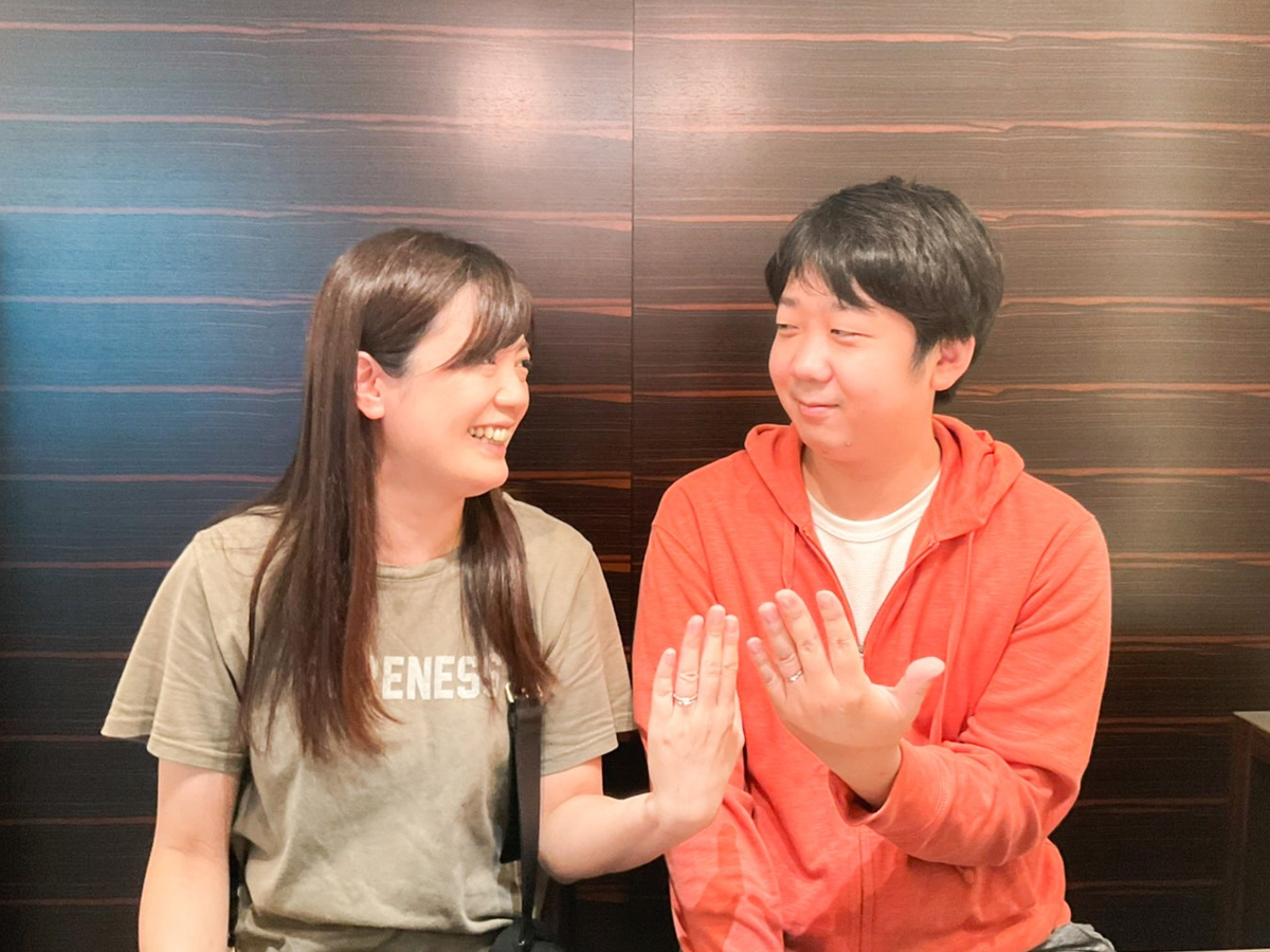 ヴァニラ福山本店で婚約指輪と結婚指輪をご購入いただいたK様とN様