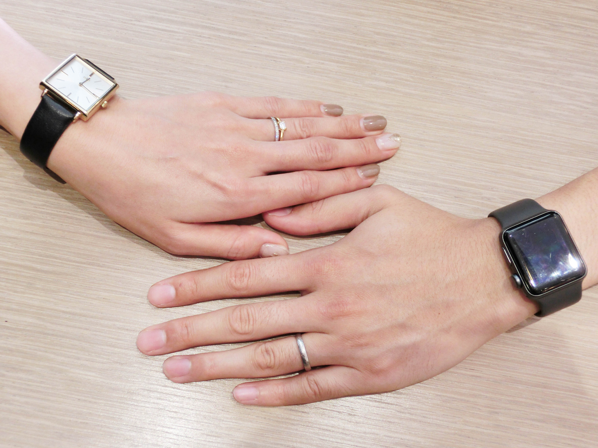 広島県広島市のヴァニラ広島店で婚約指輪エンゲージリングと結婚指輪マリッジリングをご購入いただいたお客様