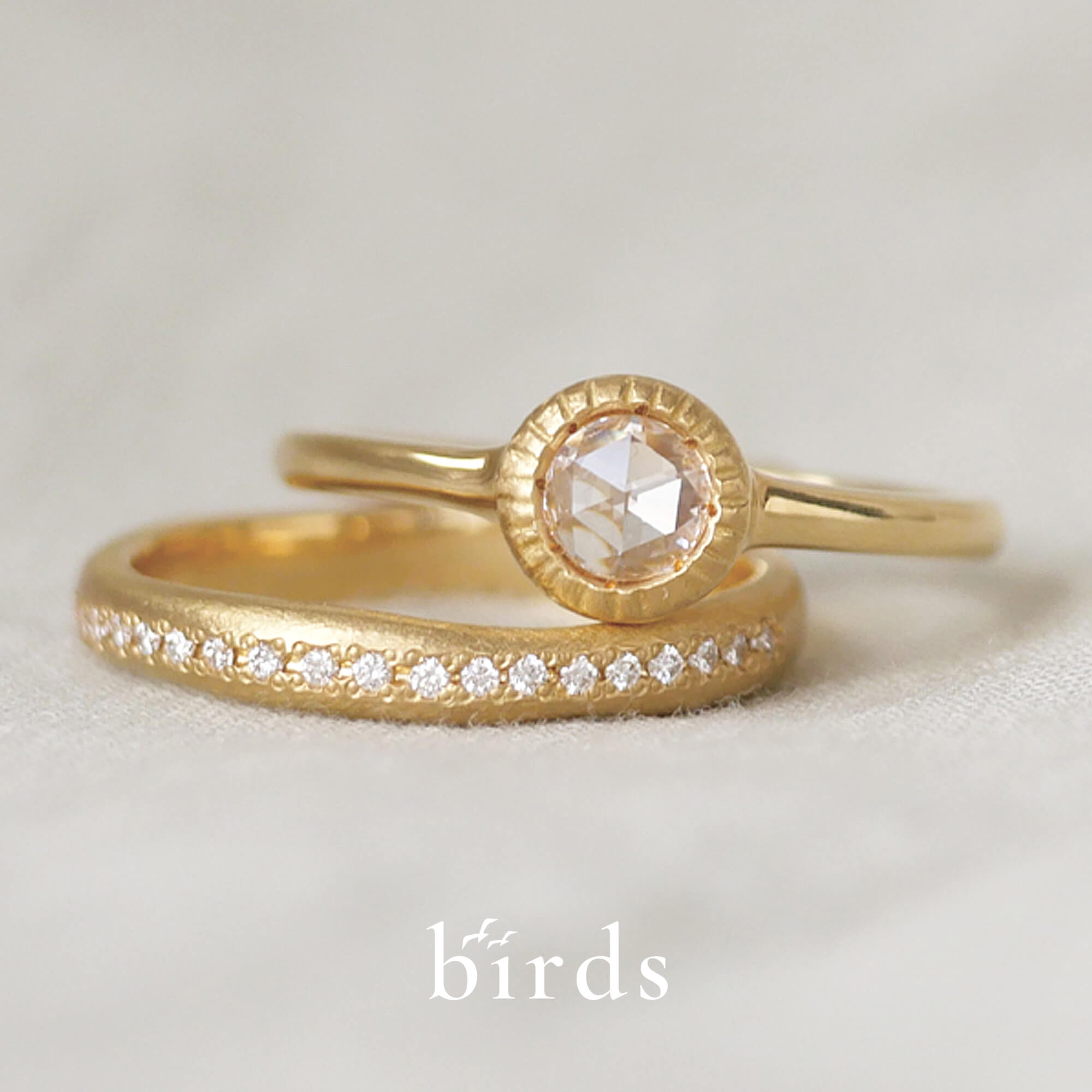 birdsバーズの婚約指輪エンゲージリングEngagementringと結婚指輪マリッジリングMarriageringとセットリングSetringのjourneyジャーニーとfloatフロート